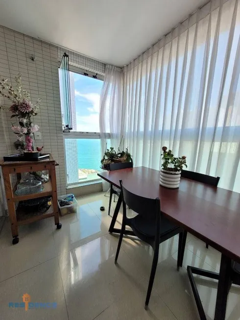 Foto 1 de Apartamento com 3 Quartos à venda, 121m² em Itapuã, Vila Velha