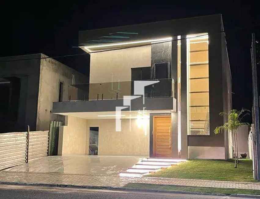 Foto 1 de Casa de Condomínio com 4 Quartos à venda, 276m² em Centro, Teresina