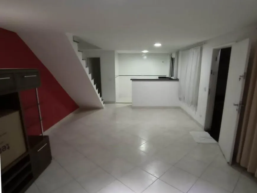 Foto 1 de Casa com 6 Quartos à venda, 270m² em Vila Tiradentes, São Paulo