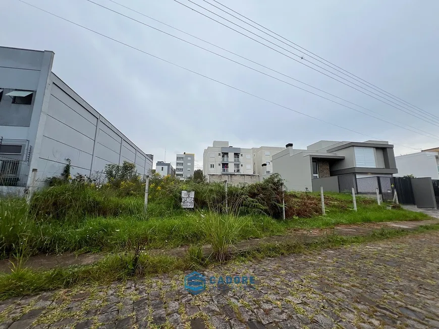 Foto 1 de Lote/Terreno à venda, 403m² em Nossa Senhora da Saúde, Caxias do Sul