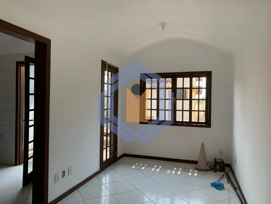 Foto 1 de Casa de Condomínio com 2 Quartos para alugar, 92m² em Sapê, Niterói