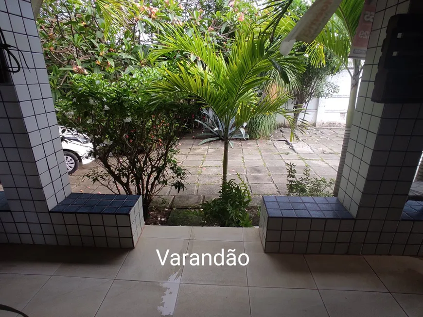 Foto 1 de Sobrado com 3 Quartos à venda, 190m² em Ipitanga, Lauro de Freitas