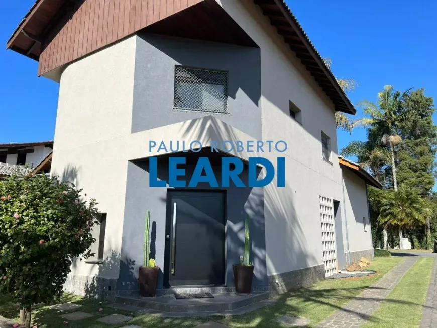 Foto 1 de Casa de Condomínio com 3 Quartos à venda, 430m² em Condominio Arujazinho, Arujá