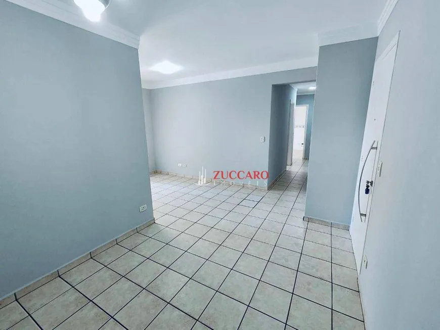 Foto 1 de Apartamento com 2 Quartos à venda, 67m² em Vila Galvão, Guarulhos