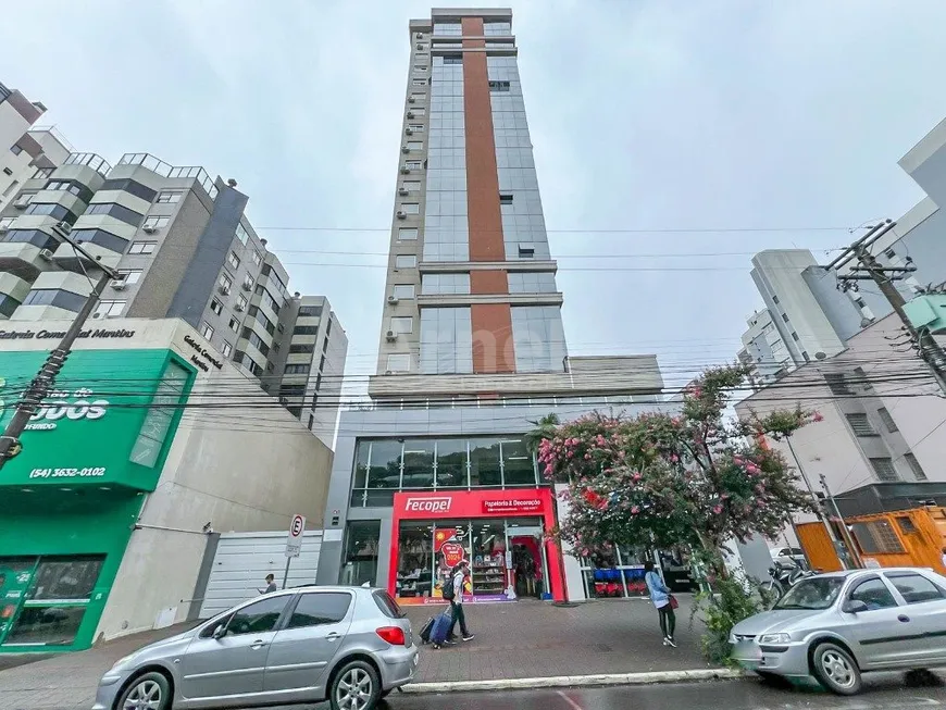 Foto 1 de Apartamento com 1 Quarto para alugar, 33m² em Centro, Passo Fundo