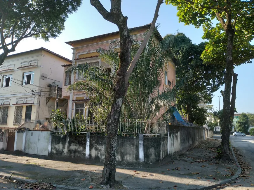 Foto 1 de Apartamento com 3 Quartos à venda, 120m² em Marechal Hermes, Rio de Janeiro