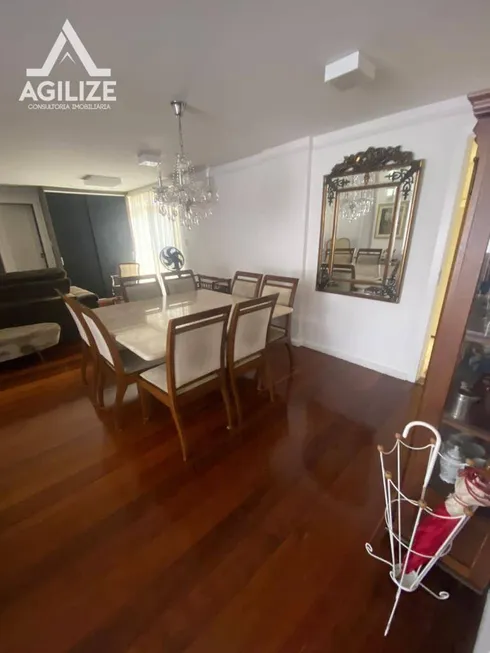 Foto 1 de Apartamento com 3 Quartos para venda ou aluguel, 165m² em Centro, Macaé