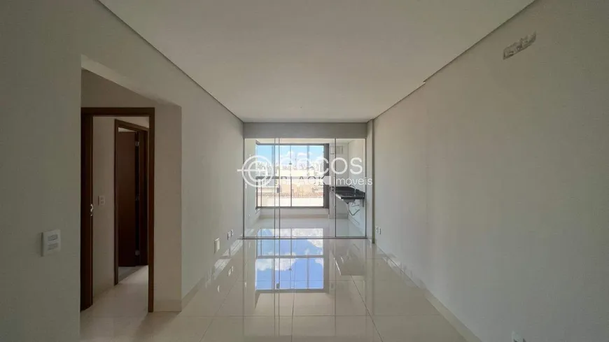 Foto 1 de Apartamento com 2 Quartos à venda, 71m² em Patrimônio, Uberlândia