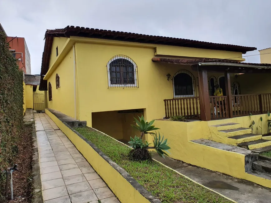 Foto 1 de Casa com 3 Quartos à venda, 265m² em Vinhateiro, São Pedro da Aldeia