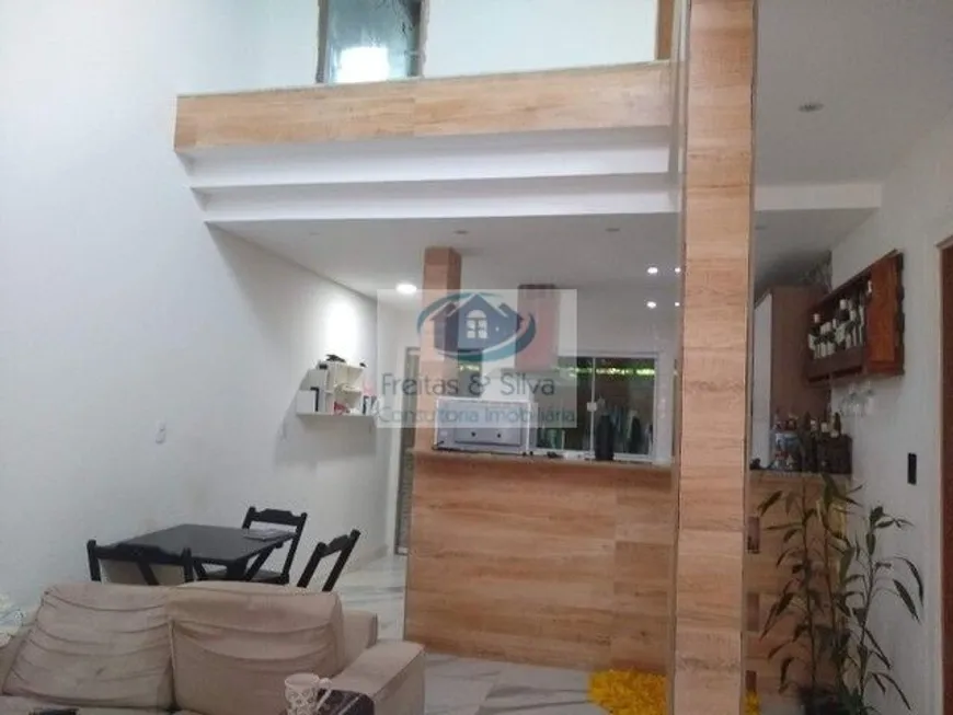 Foto 1 de Casa com 3 Quartos à venda, 200m² em Guaratiba, Rio de Janeiro