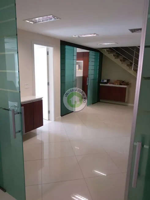 Foto 1 de Sala Comercial para venda ou aluguel, 150m² em Barra da Tijuca, Rio de Janeiro