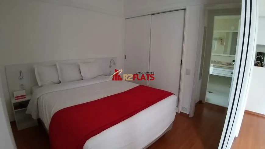 Foto 1 de Flat com 1 Quarto para alugar, 33m² em Itaim Bibi, São Paulo