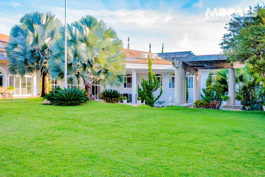 Foto 1 de Casa de Condomínio com 6 Quartos à venda, 1100m² em Parque Residencial Paineiras, Bauru