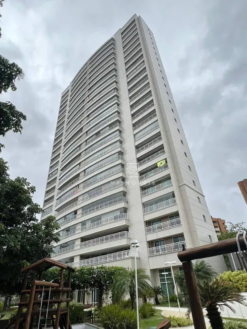 Foto 1 de Apartamento com 4 Quartos à venda, 220m² em Guararapes, Fortaleza