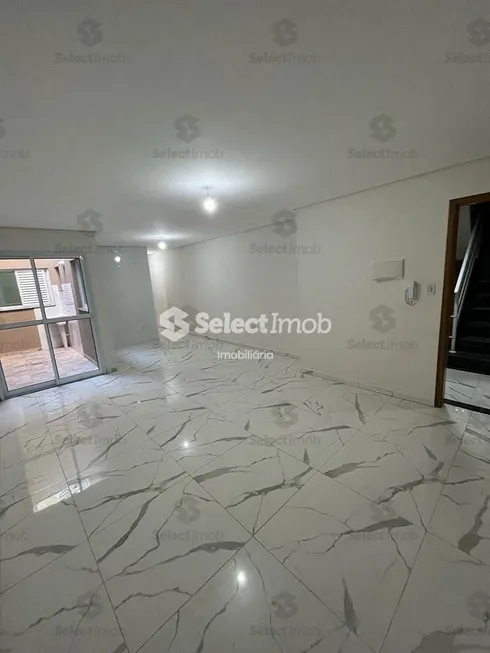 Foto 1 de Apartamento com 2 Quartos à venda, 53m² em Parque Industriario, Santo André