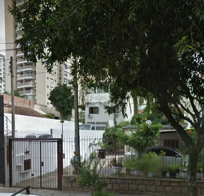 Foto 1 de Lote/Terreno à venda, 390m² em Passo da Areia, Porto Alegre