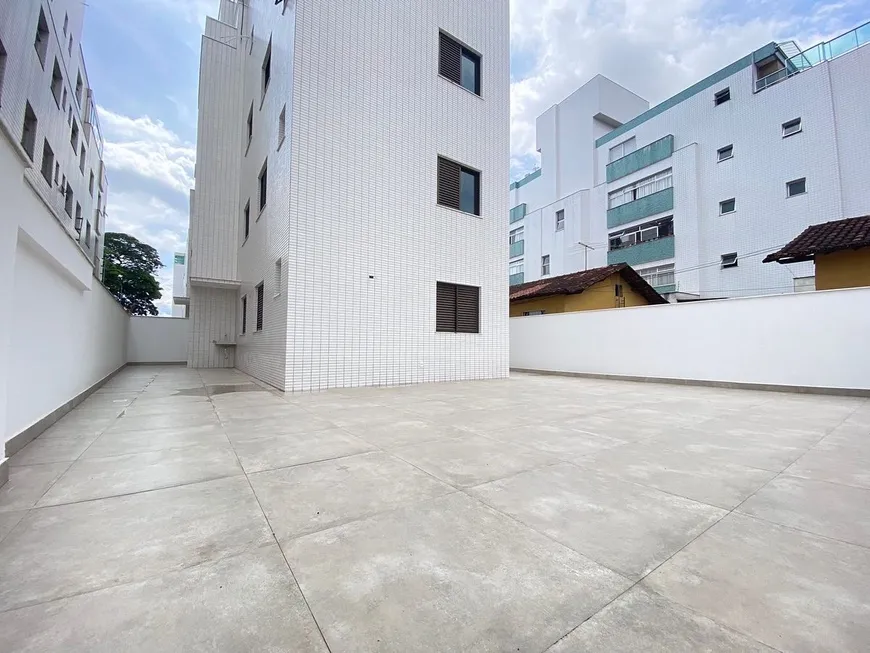 Foto 1 de Apartamento com 3 Quartos à venda, 184m² em Itapoã, Belo Horizonte