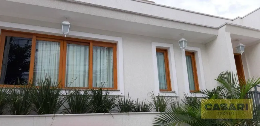 Foto 1 de Casa com 4 Quartos à venda, 350m² em Campestre, Santo André