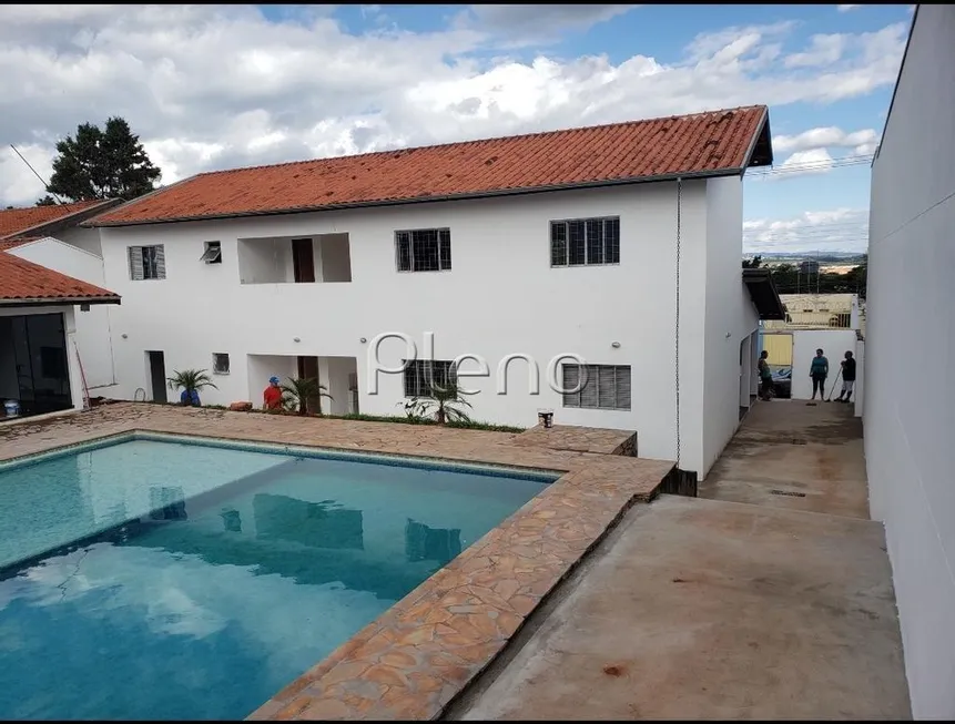 Foto 1 de Sobrado com 6 Quartos para venda ou aluguel, 270m² em Parque Rural Fazenda Santa Cândida, Campinas