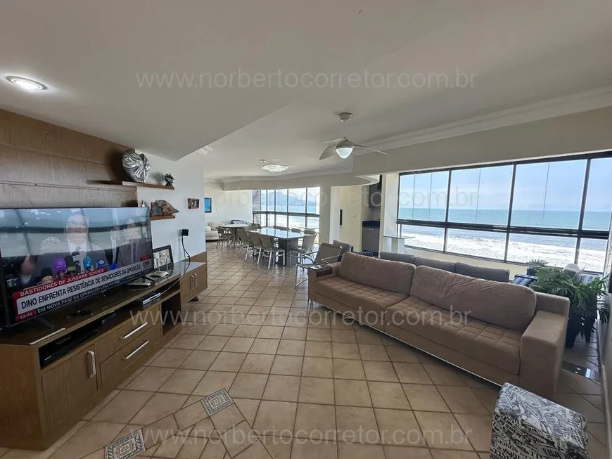 Foto 1 de Apartamento com 5 Quartos para alugar, 400m² em Meia Praia, Itapema