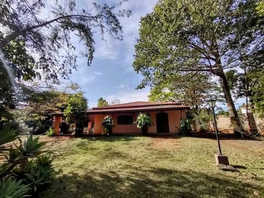 Foto 1 de Fazenda/Sítio com 3 Quartos à venda, 10000m² em Centro, Entre Rios