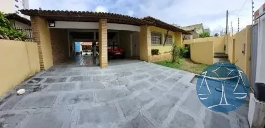 Foto 1 de Casa com 3 Quartos à venda, 270m² em Lagoa Nova, Natal