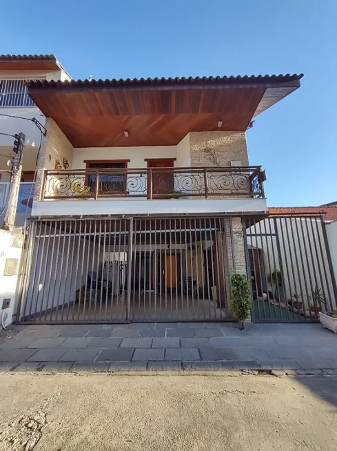 Foto 1 de Casa com 3 Quartos à venda, 200m² em Parque Rosário, Campos dos Goytacazes