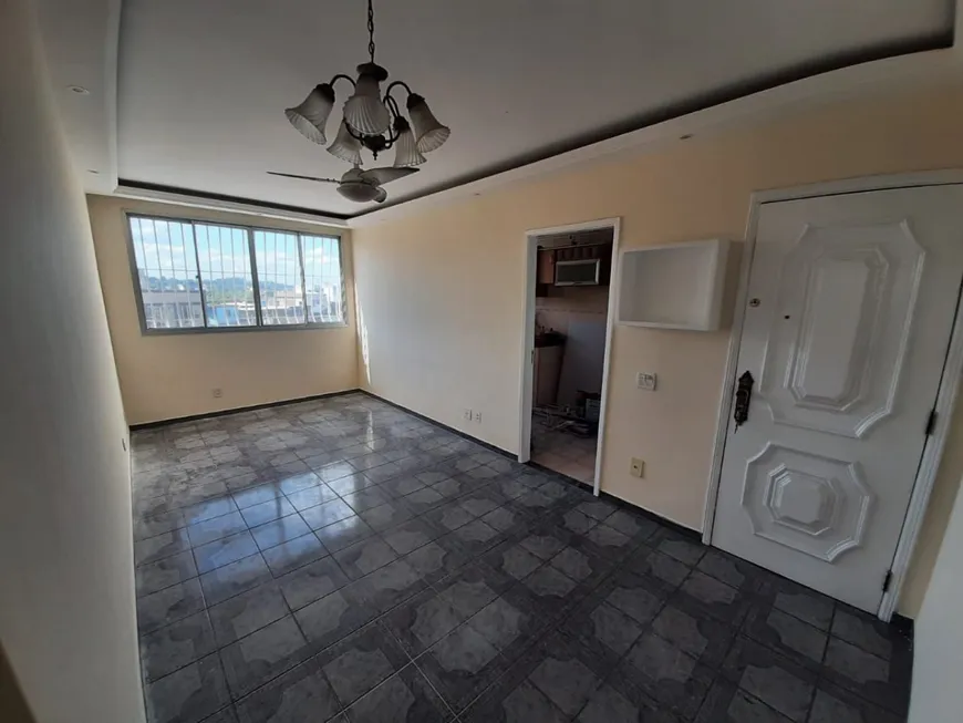 Foto 1 de Apartamento com 2 Quartos para alugar, 70m² em Rocha, São Gonçalo