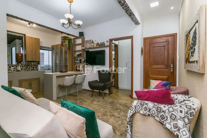 Foto 1 de Apartamento com 3 Quartos à venda, 79m² em Jardim São Pedro, Porto Alegre