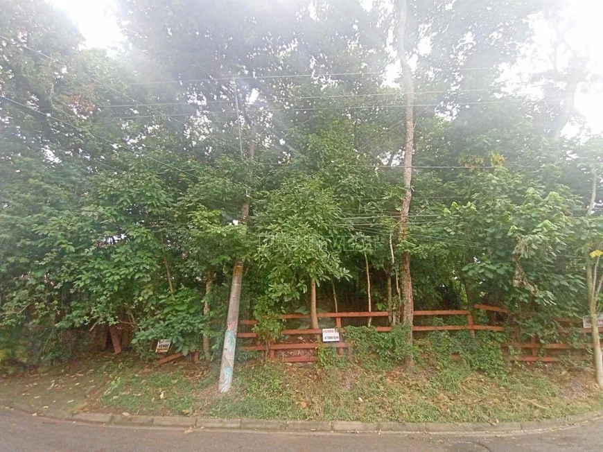 Foto 1 de Lote/Terreno à venda, 300m² em Granja Viana, Carapicuíba