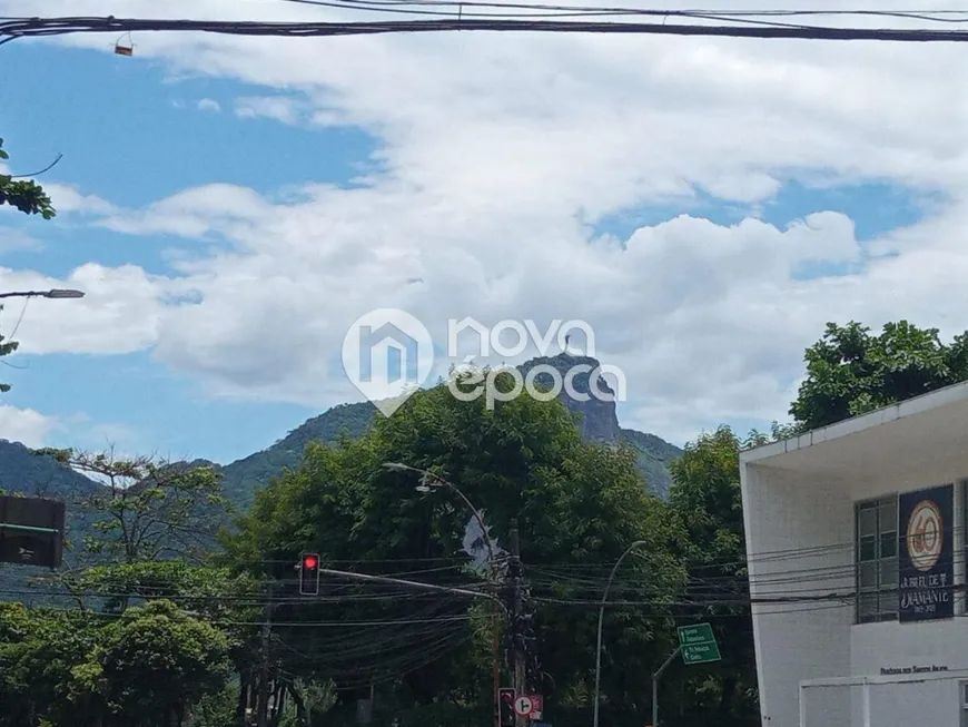 Foto 1 de Apartamento com 4 Quartos à venda, 100m² em Leblon, Rio de Janeiro