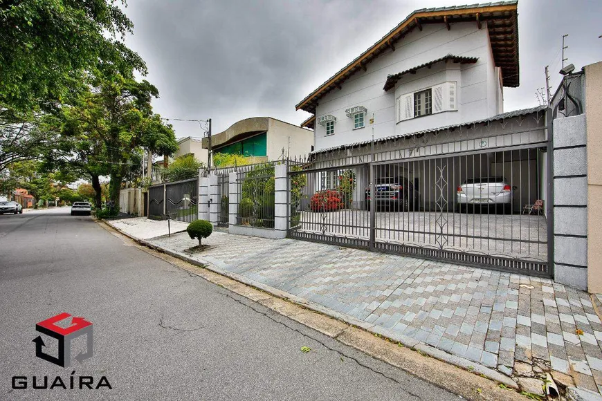 Foto 1 de Sobrado com 4 Quartos à venda, 343m² em Jardim São Caetano, São Caetano do Sul