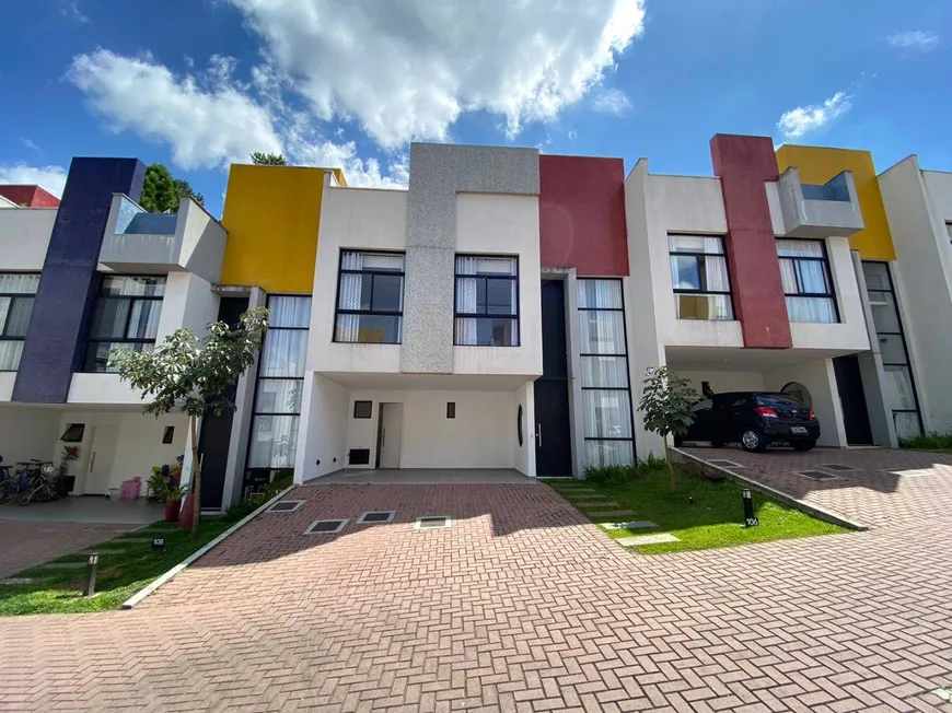 Foto 1 de Casa de Condomínio com 3 Quartos para alugar, 277m² em Santo Inácio, Curitiba