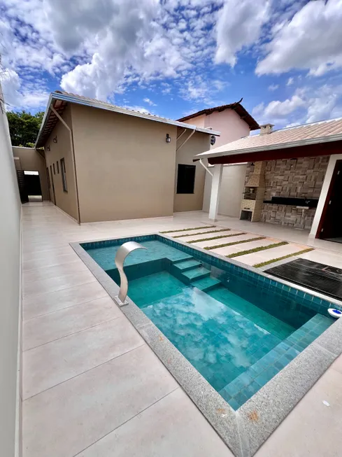 Foto 1 de Casa com 3 Quartos à venda, 132m² em Morada do Sol, Montes Claros