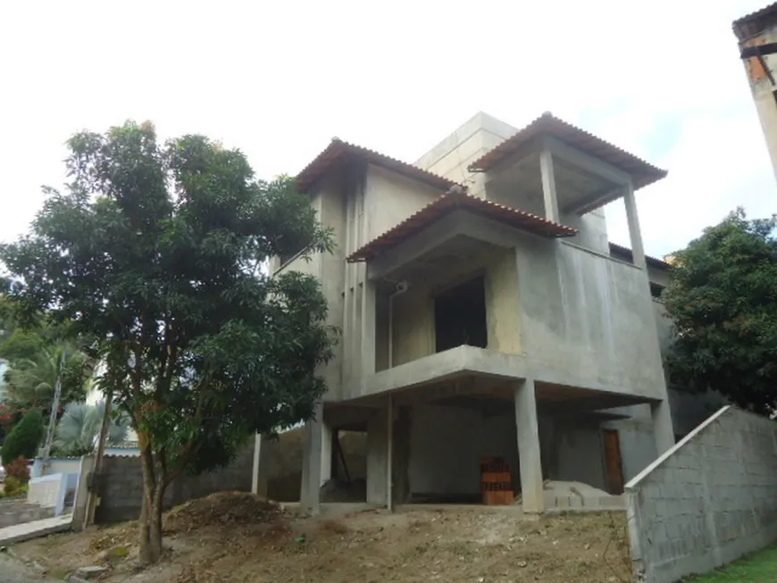 Foto 1 de Casa de Condomínio com 3 Quartos à venda, 306m² em Maria Paula, São Gonçalo