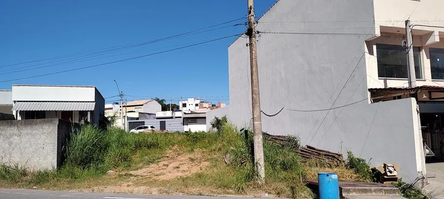 Foto 1 de Lote/Terreno à venda, 352m² em Brasilândia, Volta Redonda