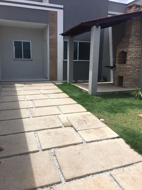 Foto 1 de Casa com 2 Quartos à venda, 82m² em Pedras, Fortaleza