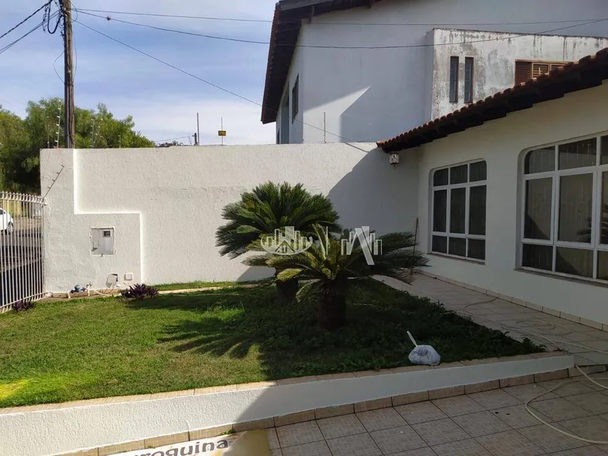 Foto 1 de Casa com 6 Quartos à venda, 194m² em Brasilia, Londrina