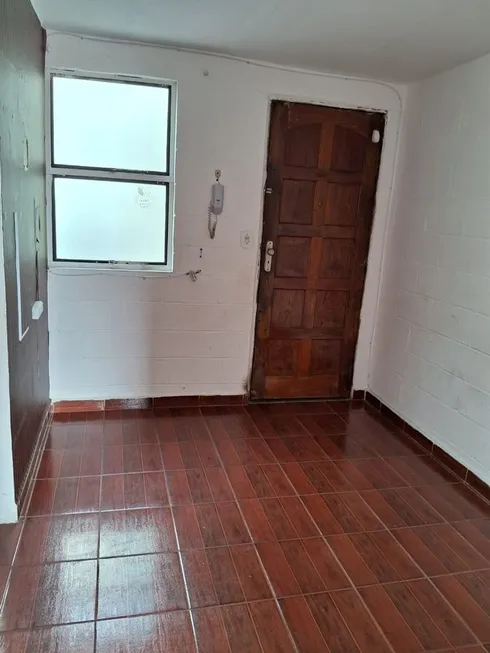 Foto 1 de Apartamento com 2 Quartos para alugar, 43m² em Conjunto Residencial José Bonifácio, São Paulo