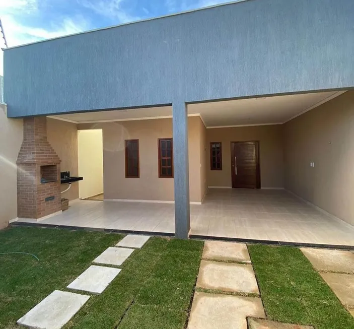 Foto 1 de Casa com 3 Quartos à venda, 180m² em Parque dos Principes, Jacareí