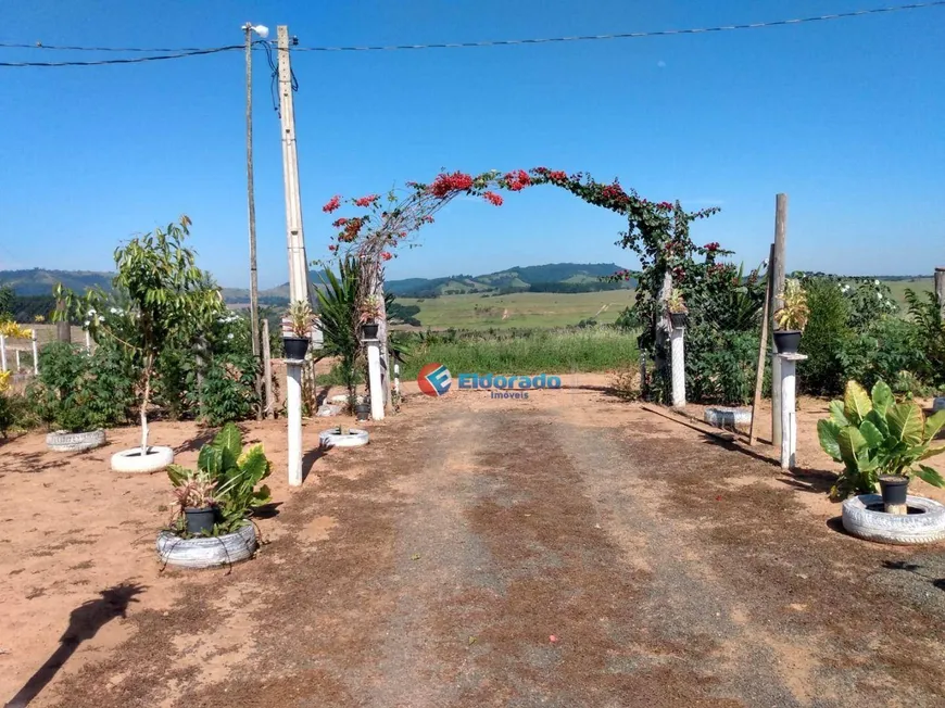 Foto 1 de Fazenda/Sítio à venda, 150m² em Centro, Jacutinga