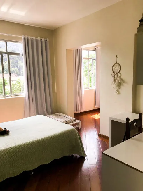 Foto 1 de Apartamento com 3 Quartos à venda, 114m² em Centro, Petrópolis