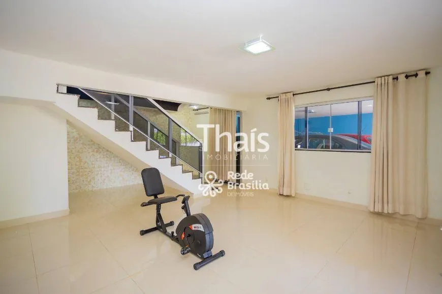 Foto 1 de Casa com 4 Quartos à venda, 450m² em Setor Habitacional Samambaia, Vicente Pires