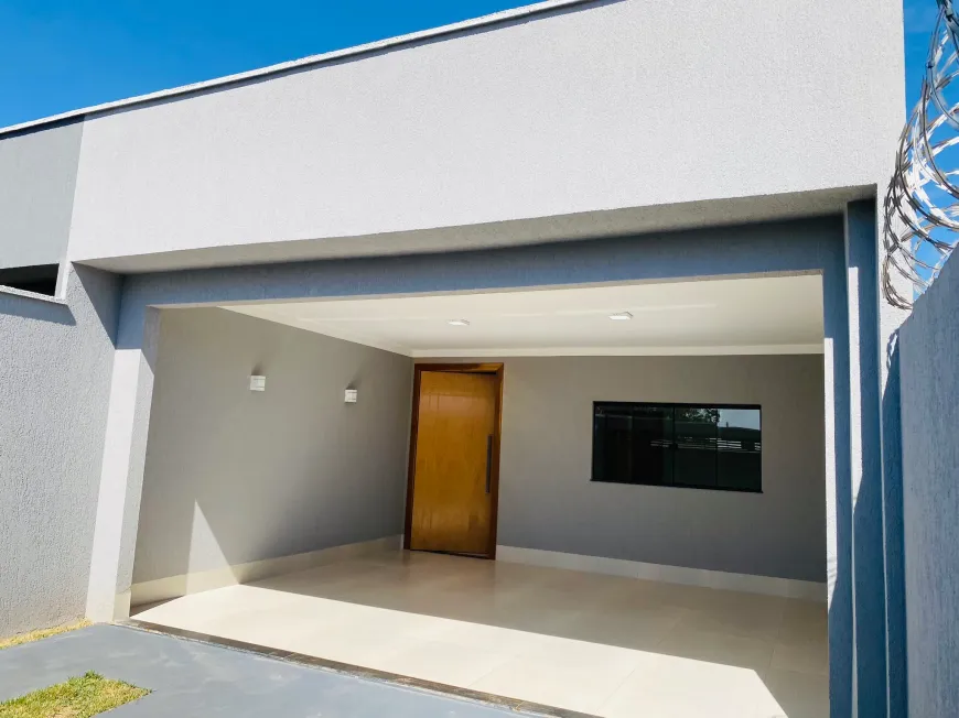 Foto 1 de Casa com 3 Quartos à venda, 131m² em Jardim Balneário Meia Ponte, Goiânia