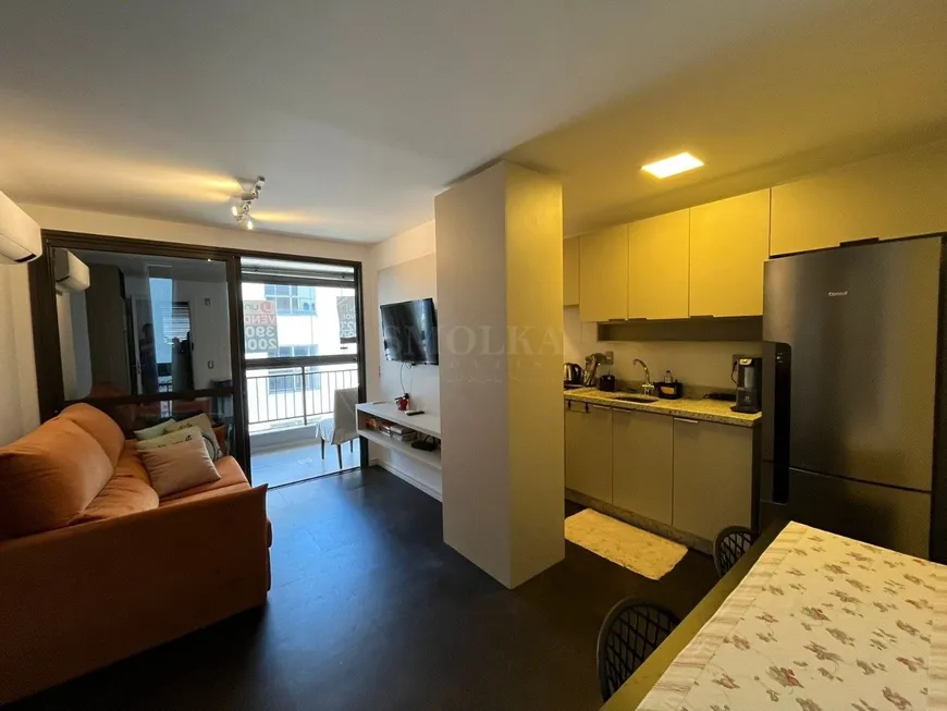 Foto 1 de Apartamento com 2 Quartos à venda, 58m² em Itacorubi, Florianópolis