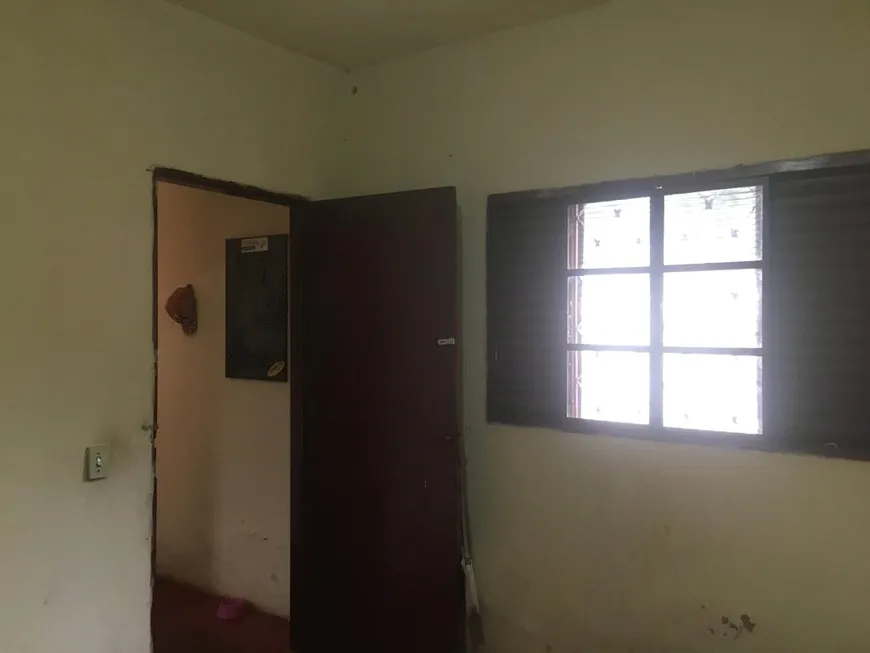 Foto 1 de Casa com 2 Quartos à venda, 132m² em Parque Santa Edwiges, Bauru