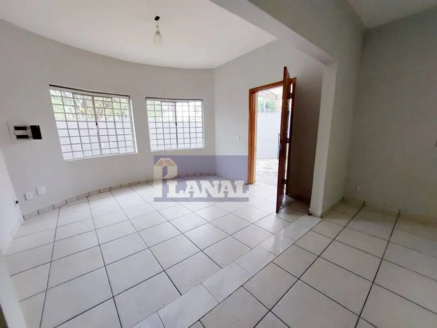 Foto 1 de Casa com 2 Quartos para venda ou aluguel, 180m² em Planalto Paulista, São Paulo