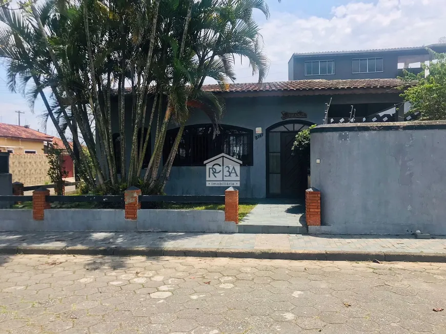 Foto 1 de Casa com 6 Quartos à venda, 500m² em Suarão, Itanhaém