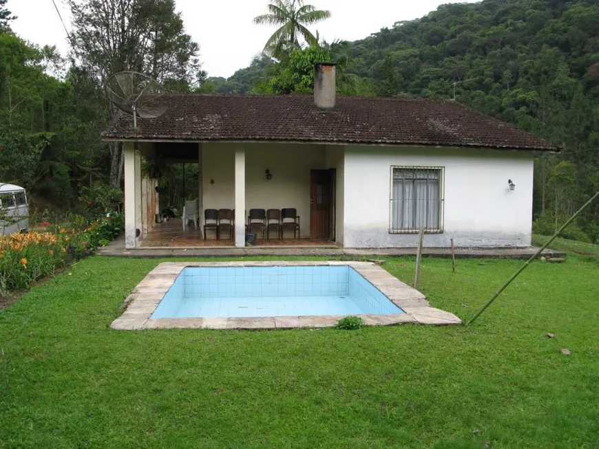 Foto 1 de Fazenda/Sítio com 2 Quartos à venda, 22m² em Palestina, Juquitiba