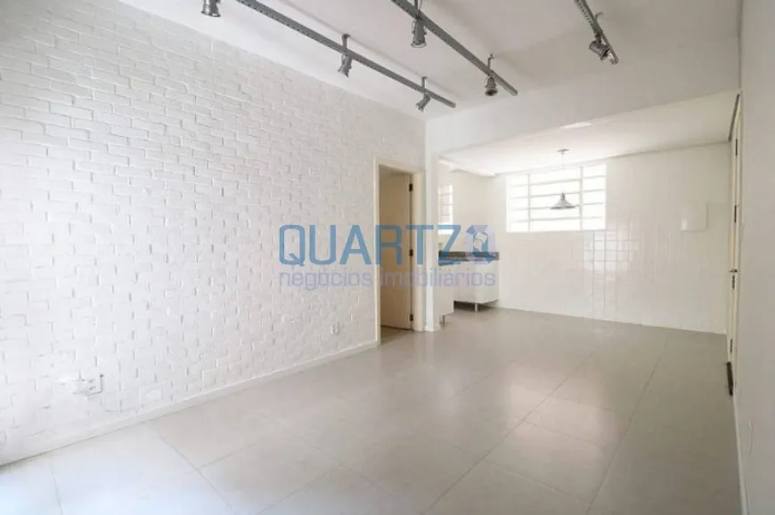 Foto 1 de Apartamento com 2 Quartos à venda, 75m² em Centro Histórico, Porto Alegre